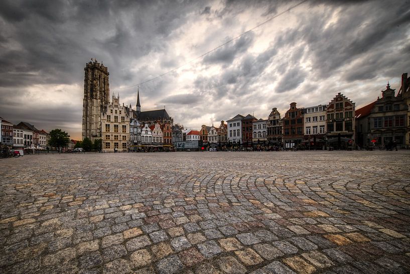 Mechelen by night van Jim De Sitter