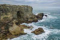Ruwe kliffen aan de Atlantische kust van Portugal
