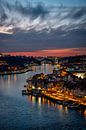 Porto in de avond van Ellis Peeters thumbnail