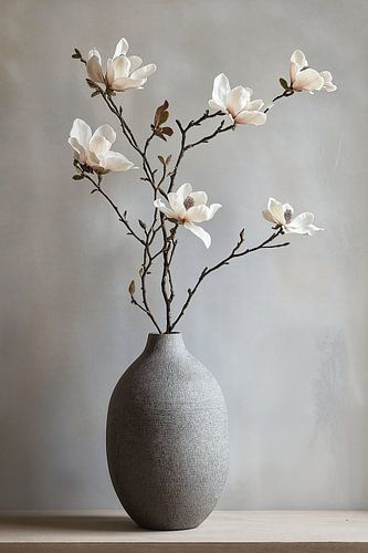 Minimalist Magnolia vi