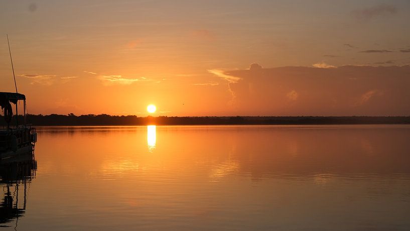 Sonnenaufgang, Lacuna de Bacalar, Quintana Roo, Mexiko von themovingcloudsphotography