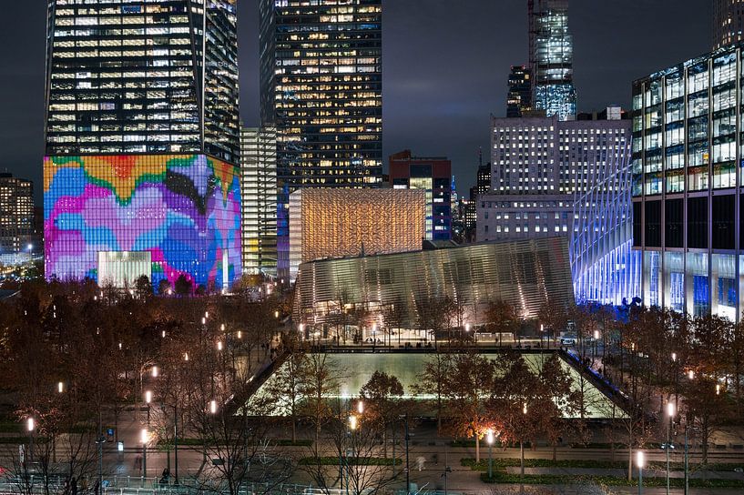 Blick auf das 9/11 Memorial bei Nacht von Tim Vlielander