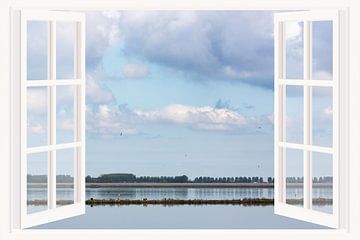 Uitzicht op het Grevelingenmeer gezien vanuit een raam van Fotografie Jeronimo