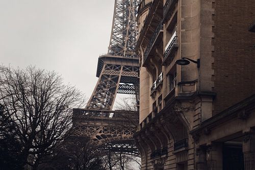 De Eiffeltoren in Parijs weergegeven in vintage style
