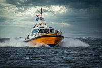 Pilot boot met stormachtig weer