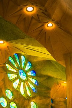 Sagrada Familia in Barcelona by Truus Nijland