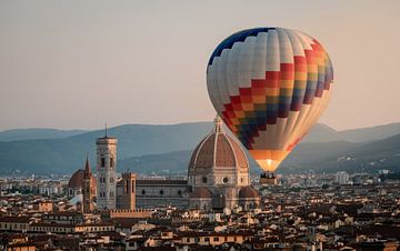 Heteluchtballon in Florence van Sidney van den Boogaard