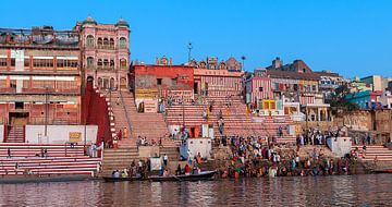 Varanasi: Ritueel wassen aan de Ganges van Maarten Verhees