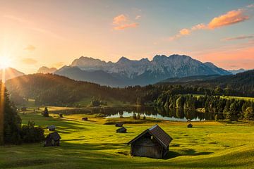 Bergsee in den bayerischen Alpen von Dieter Meyrl