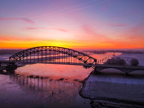 Sunrise at the IJssel bridge