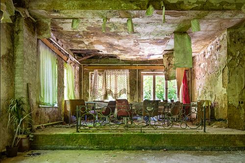 restaurant in verval