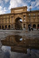 Reflecties op Piazza della Repubblica