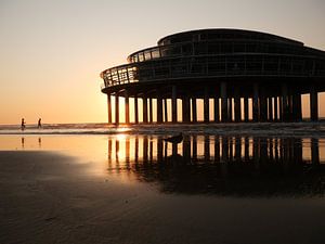 Pier Scheveningen ondergaande zon