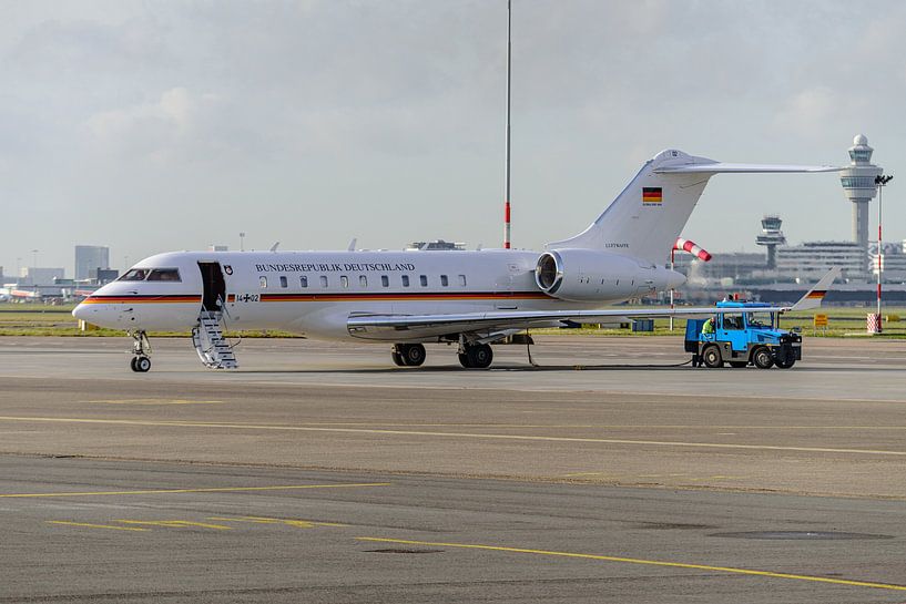 Bombardier BD-700 Global Express of the Luftwaffe. by Jaap van den Berg