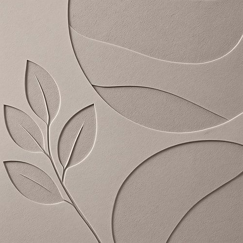 Organisches Tonrelief mit Blattmotiv in warmem Sandgrau