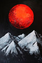 Roter Mond über Bergspitzen von Poster Art Shop