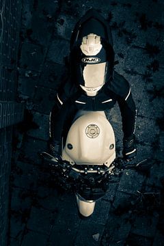 motor - motorfiets vrouw van Ivanovic Arndts