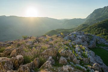 Zonsondergang in Montenegro van Bart Muller