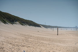 Le calme au bord de la mer