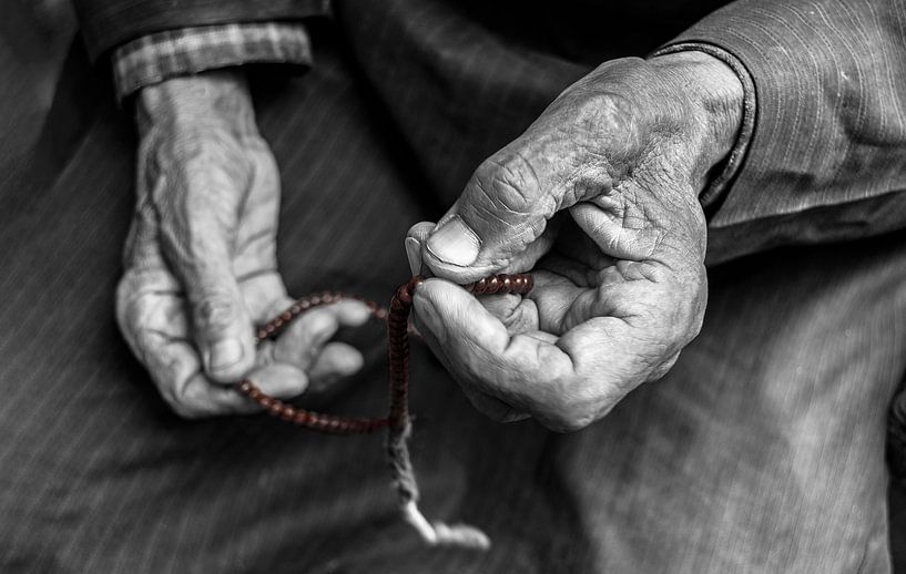 Prayer cord by Affect Fotografie