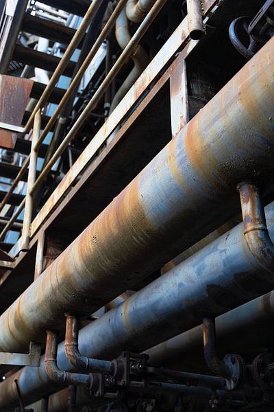 Tubes03 by Theo Fokker