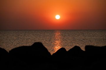 zonsondergang op zee van Annelies Cranendonk