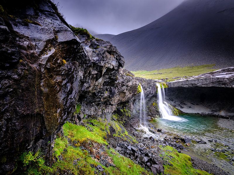 Skutafoss waterfall, Iceland by Eddy Westdijk