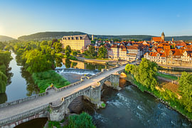 Vue aérienne de la vieille ville de Hannoversch Münden, en Allemagne sur Michael Abid