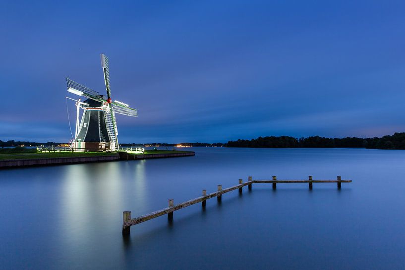 Molen de helper aan het Paterswoldsemeer van Marcel van den Bos
