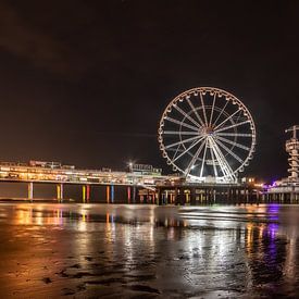 the pier of Scheveningen by Sjon de Mol