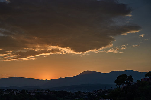 Zonsondergang, Haut de Cagnes, Frankrijk van André Bouterse