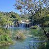 Chute d'eau et lac de Krka sur Henriette Tischler van Sleen