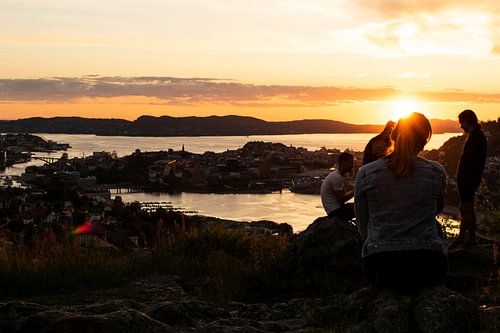Sonnenuntergang bei Bergen