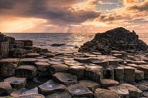 Coucher de soleil sur la Chaussée des Géants, Irlande du Nord