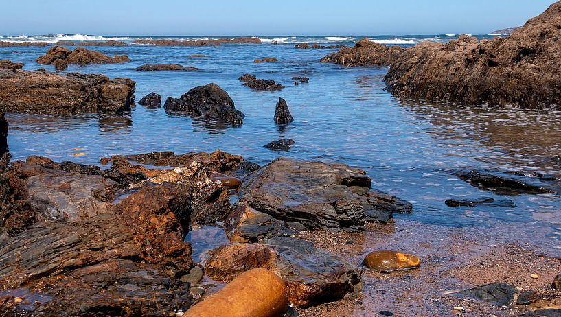 rocky coast Portugal by Corrie Ruijer