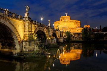 Pont des Anges et Château Saint-Ange à Rome
