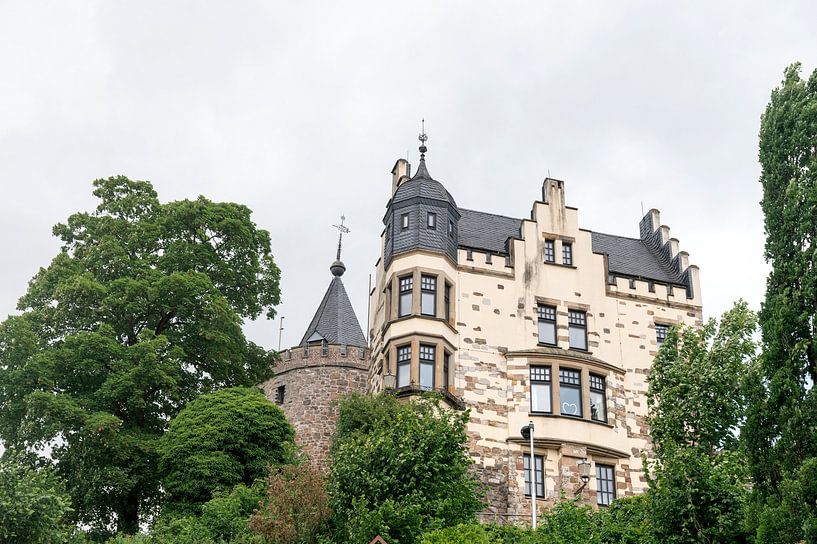 Mountain red by Richard Wareham