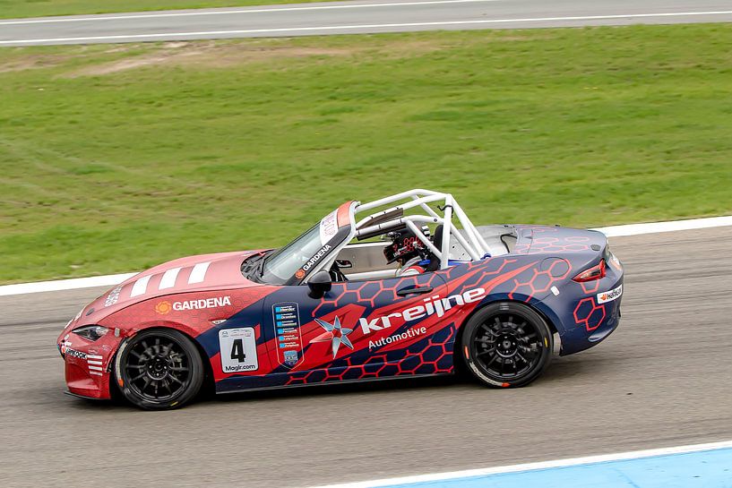 Mazda MX-5 by Raymond Engelen