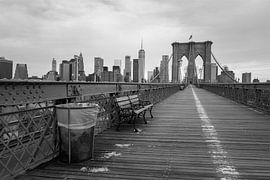 Pont de Brooklyn noir et blanc sur Gerben van Buiten