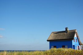 Haus am Meer by Vera Laake
