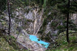 Out and about in the Karwendel – a turquoise pool in a deep gorge by Helmut Martin - The Art of Stone - Steinkunst & Photographie
