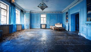 Lost Place kamer in blauw van Mustafa Kurnaz