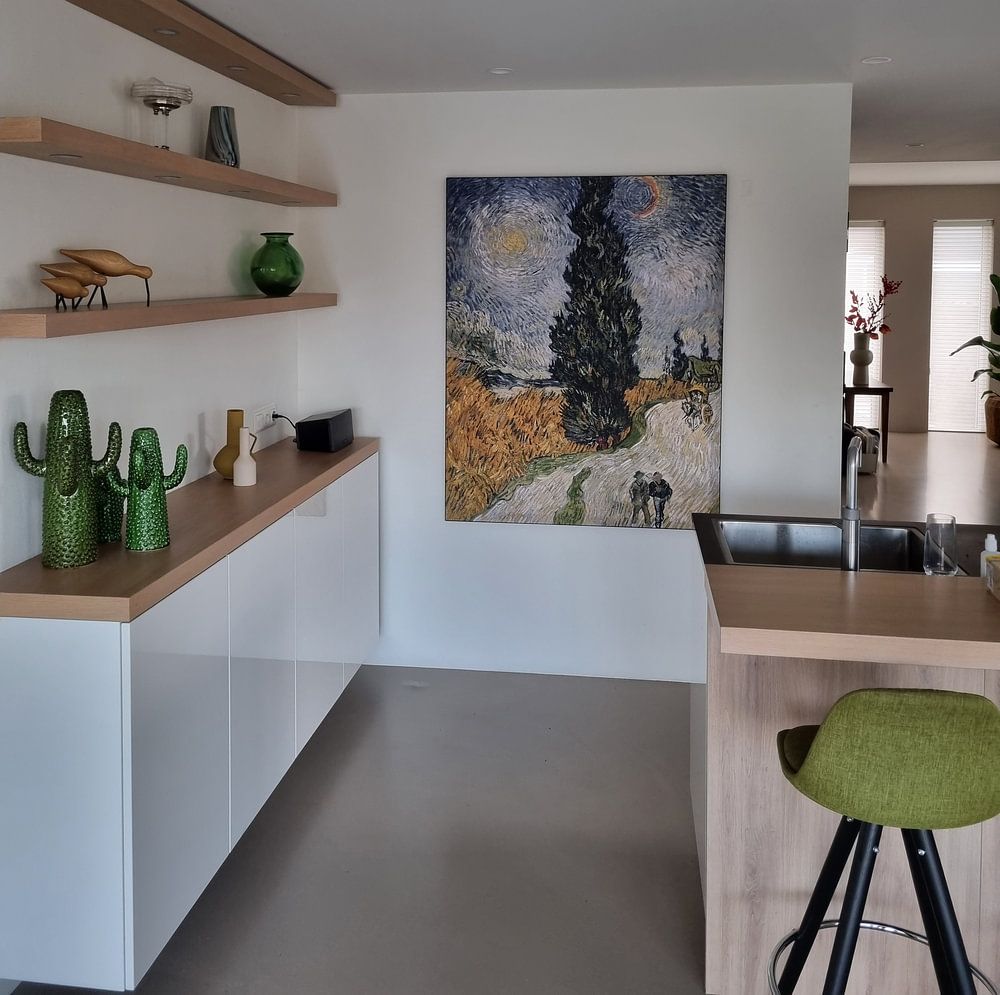 Route avec cyprès, 1890 (huile sur toile) 