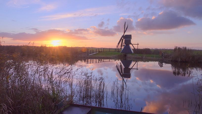 Coucher de soleil à un moulin le long de la Zwette. par Hans Bargerbos