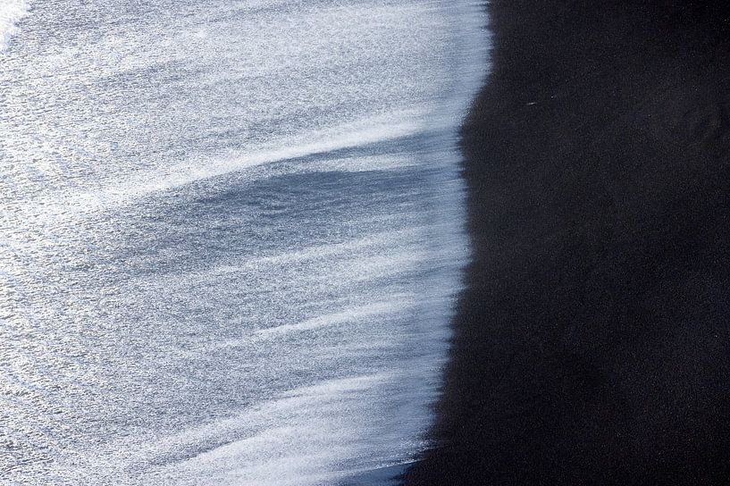 Beach Iceland by Sven-Erik Arndt