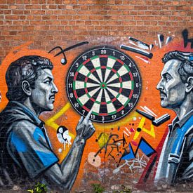 2 dartspelers en dartbord op de bakstenen muur als graffitikunst van Segaspics
