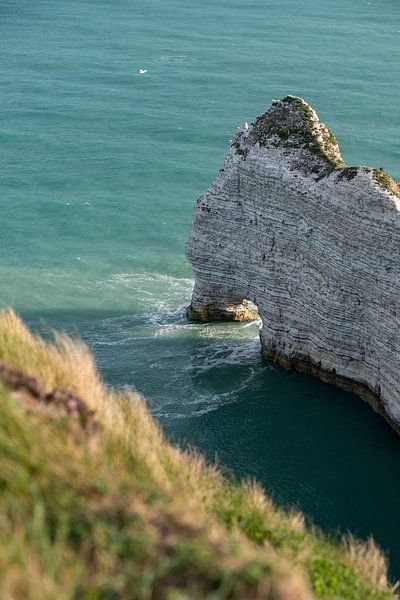 white cliffs of Etretat by Nienke Stegeman