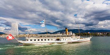 Roeisloep Savoie in Genève op het Meer van Genève van Werner Dieterich