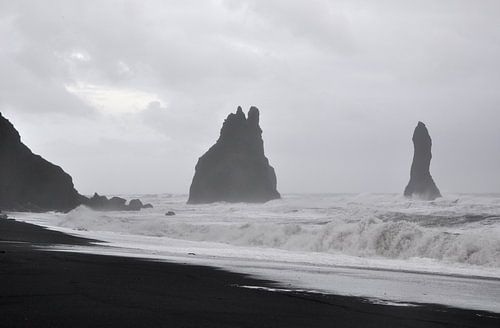 Lavastranden bij Vik