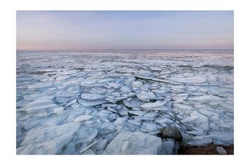 Ice floes by Hans Soowijl
